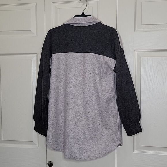 Anthropologie Two-Tone Gray Cozy Shacket Size Small - Picture 4 of 6